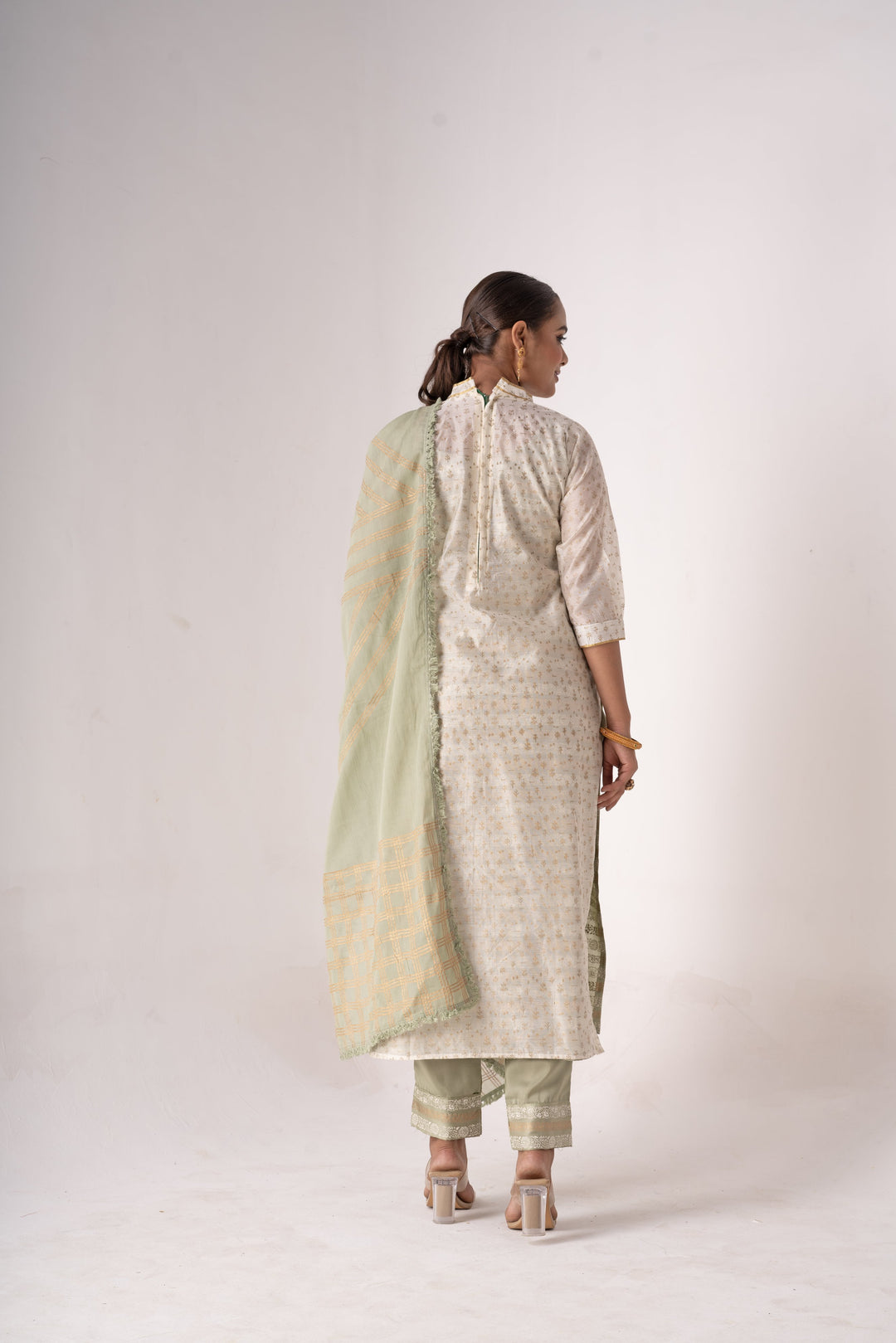 Stunning Art Silk Salwar Kameez with Green Dupatta and Intricate Embroidery | Perfect Festive Wear