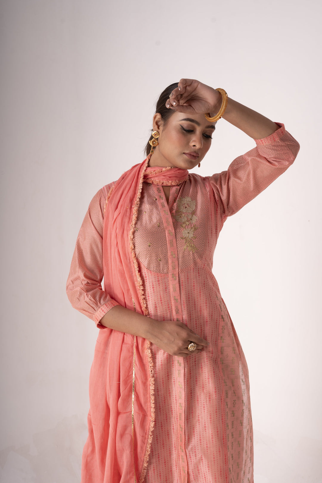 Stunning Art Silk Salwar Kameez with Green Dupatta and Intricate Embroidery | Perfect Festive Wear