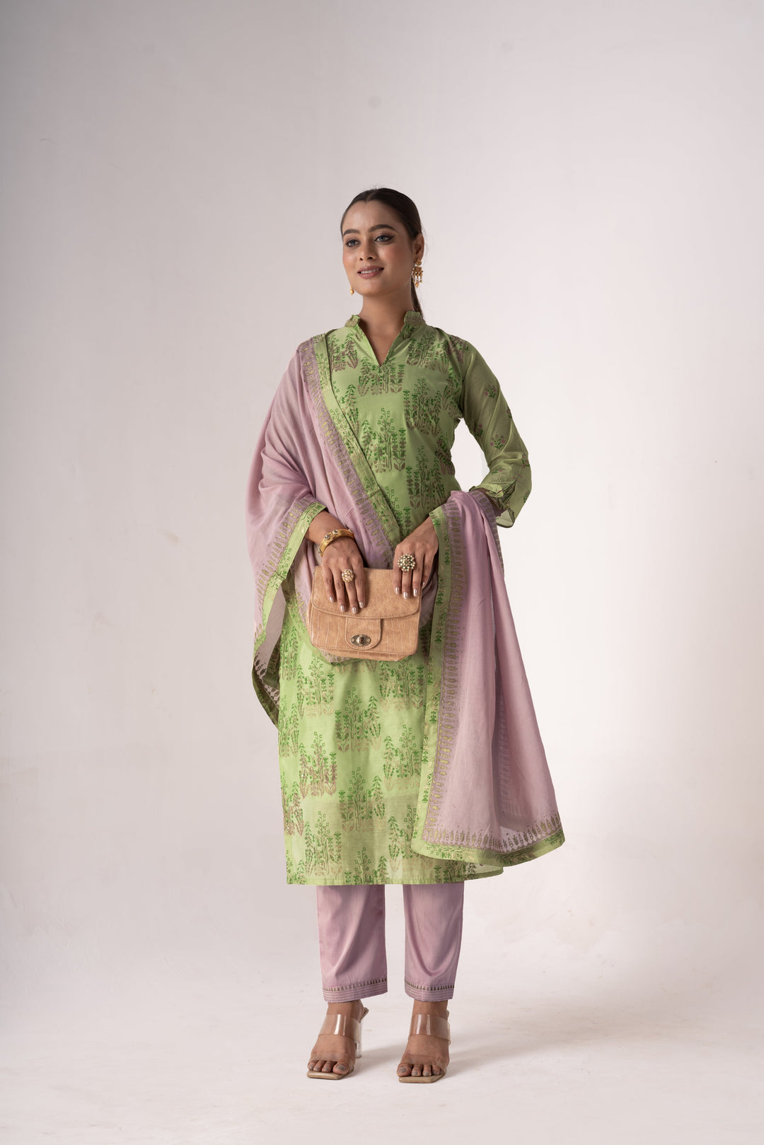 Stunning Art Silk Salwar Kameez with Green Dupatta and Intricate Embroidery | Perfect Festive Wear