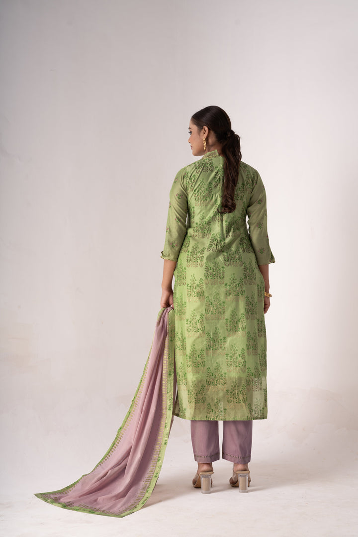 Stunning Art Silk Salwar Kameez with Green Dupatta and Intricate Embroidery | Perfect Festive Wear