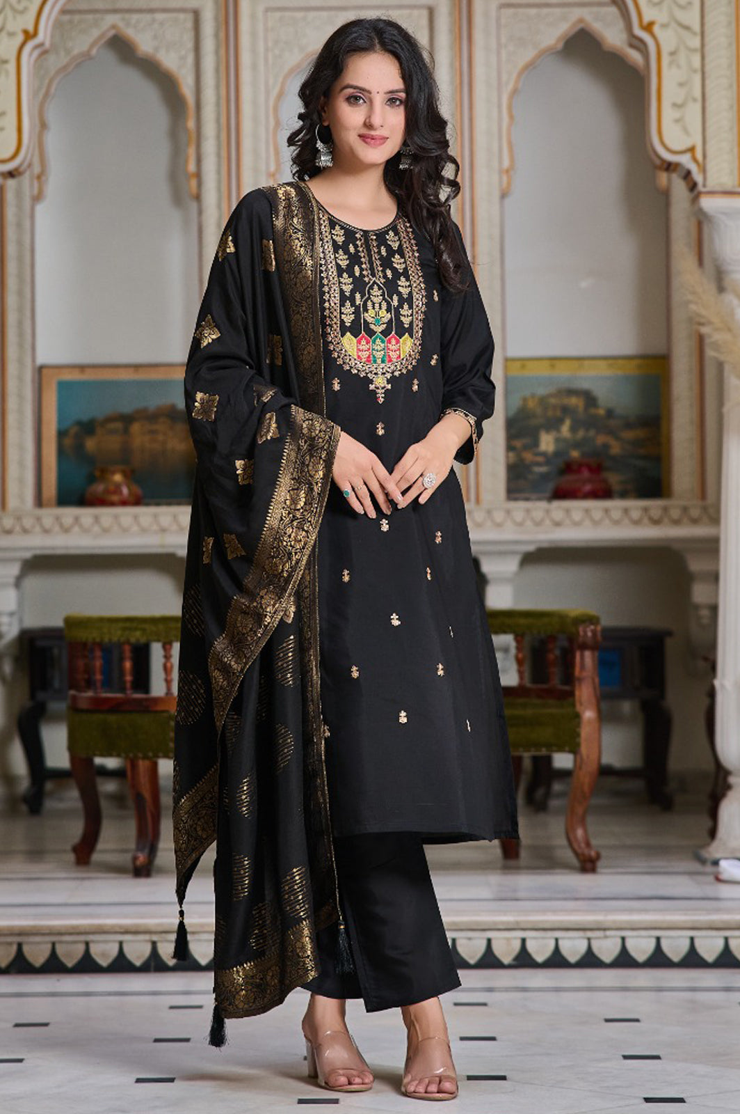 Black Embroidered Kurta Pant | Ideal for Celebrations