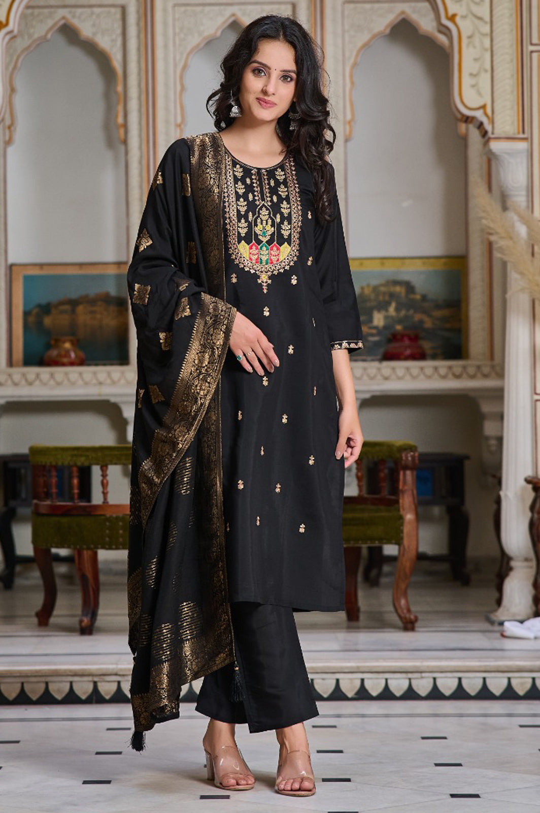 Black Embroidered Kurta Pant | Ideal for Celebrations