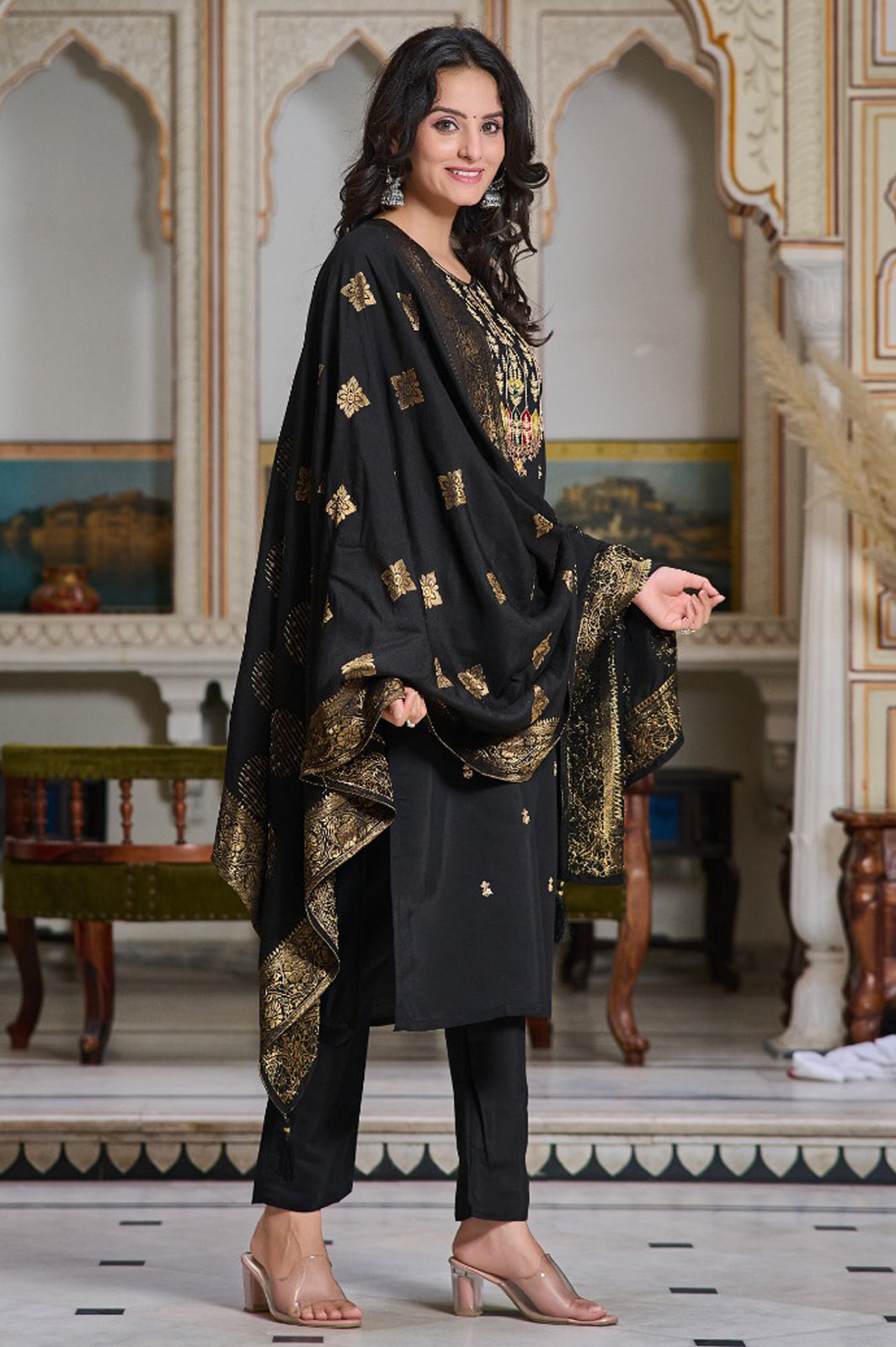 Black Embroidered Kurta Pant | Ideal for Celebrations