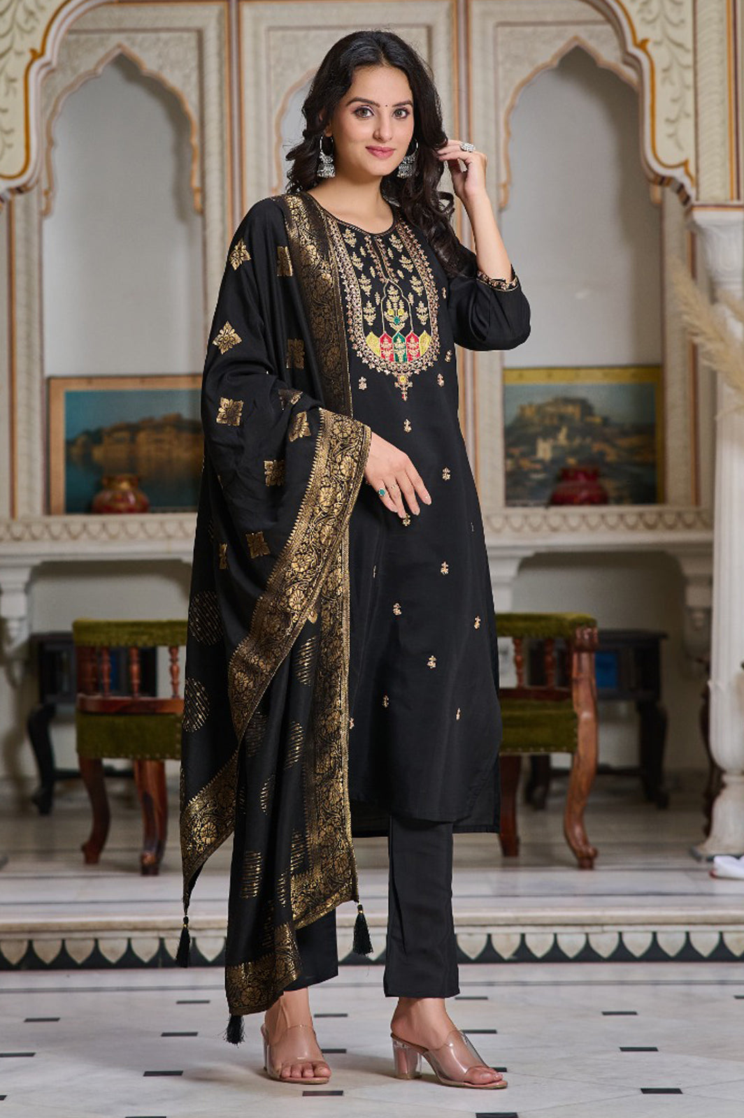 Black Embroidered Kurta Pant | Ideal for Celebrations