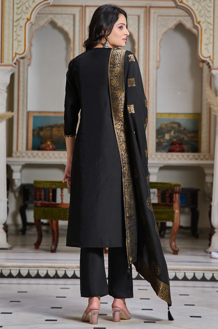 Black Embroidered Kurta Pant | Ideal for Celebrations