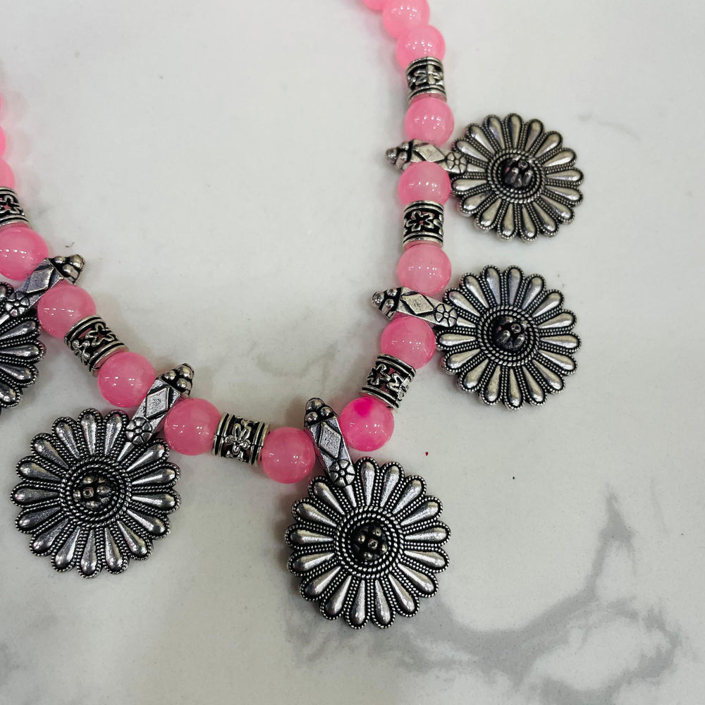 Stylish oxidised jewelry, ideal for modern and traditional outfits.