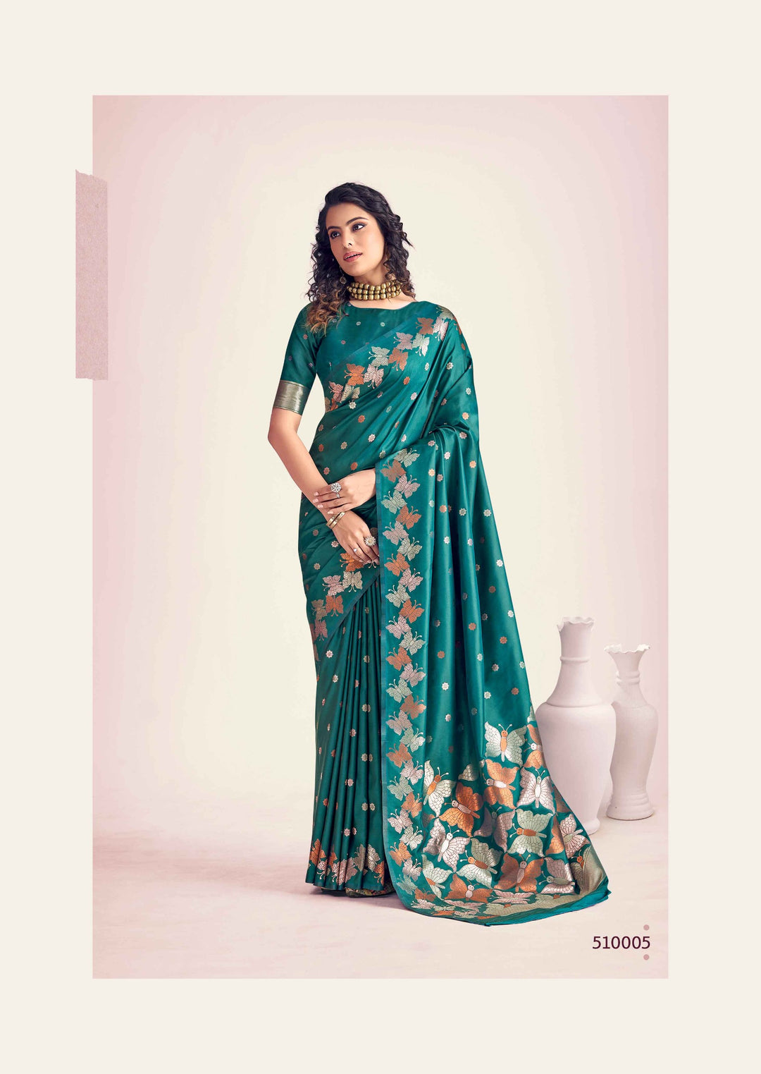 Elegant Banarasi Silk Saree | Luxurious Zari Border Traditional Indian Style