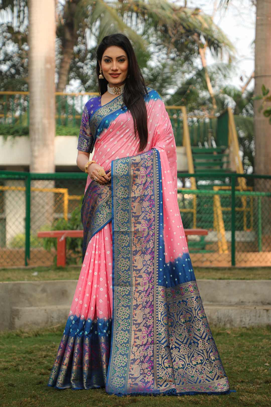 Pink Pure Bandhej Silk Saree with stunning Kanjivaram border and intricate Minakari pallu for weddings.