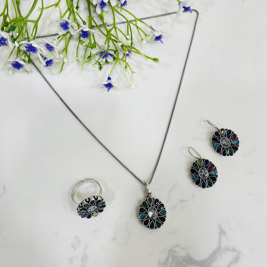 Gorgeous oxidised jewelry, enhancing your fashion statement.