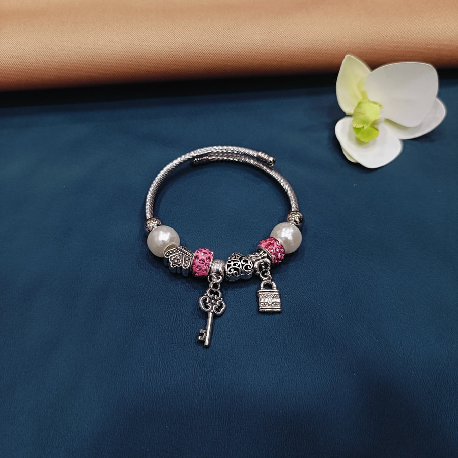 Artisan-crafted Pandora bracelet with an elegant design, suitable for both casual and formal outfits.