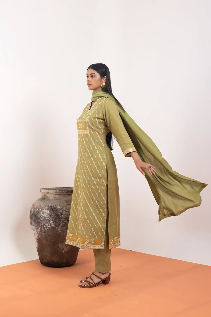 Elegant Kurtis Set | hand work linen in pista-green