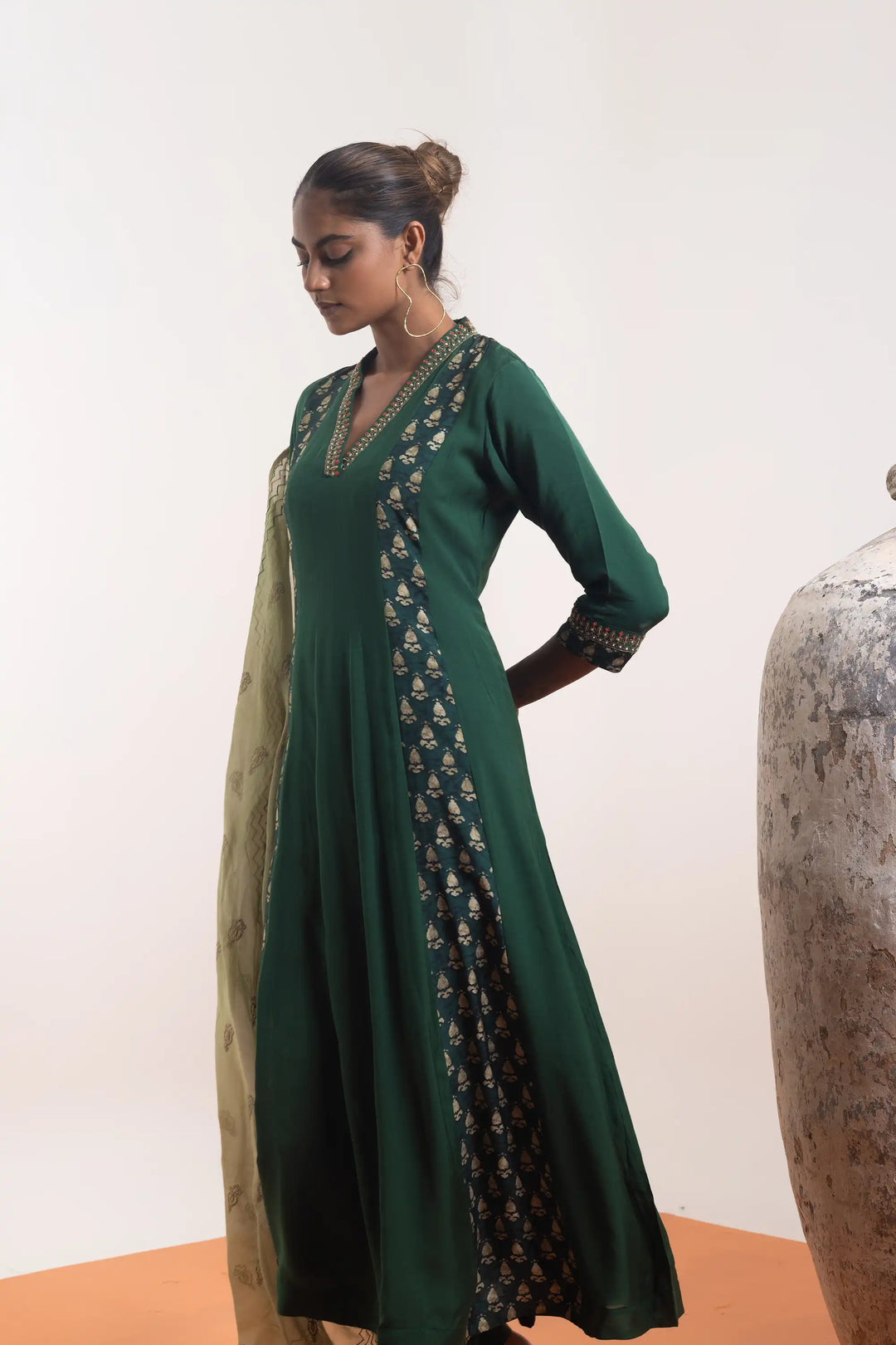 Green Kurtis Set | Beautiful muslin khat work hand work Finish