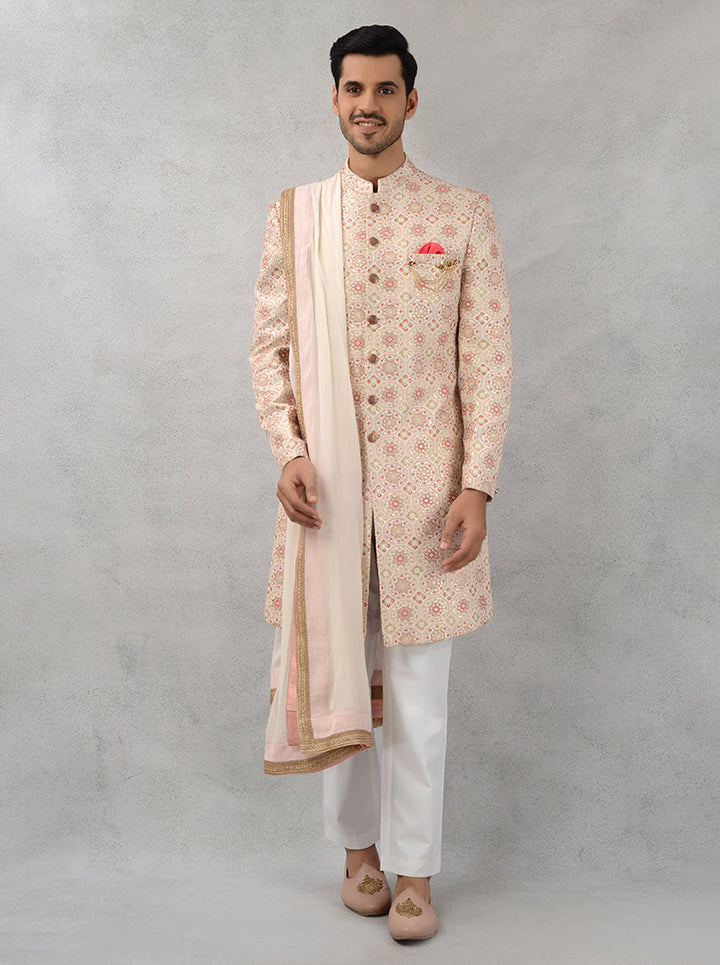 This elegant design features intricate embroidery for timeless elegance and comfort at formal events.