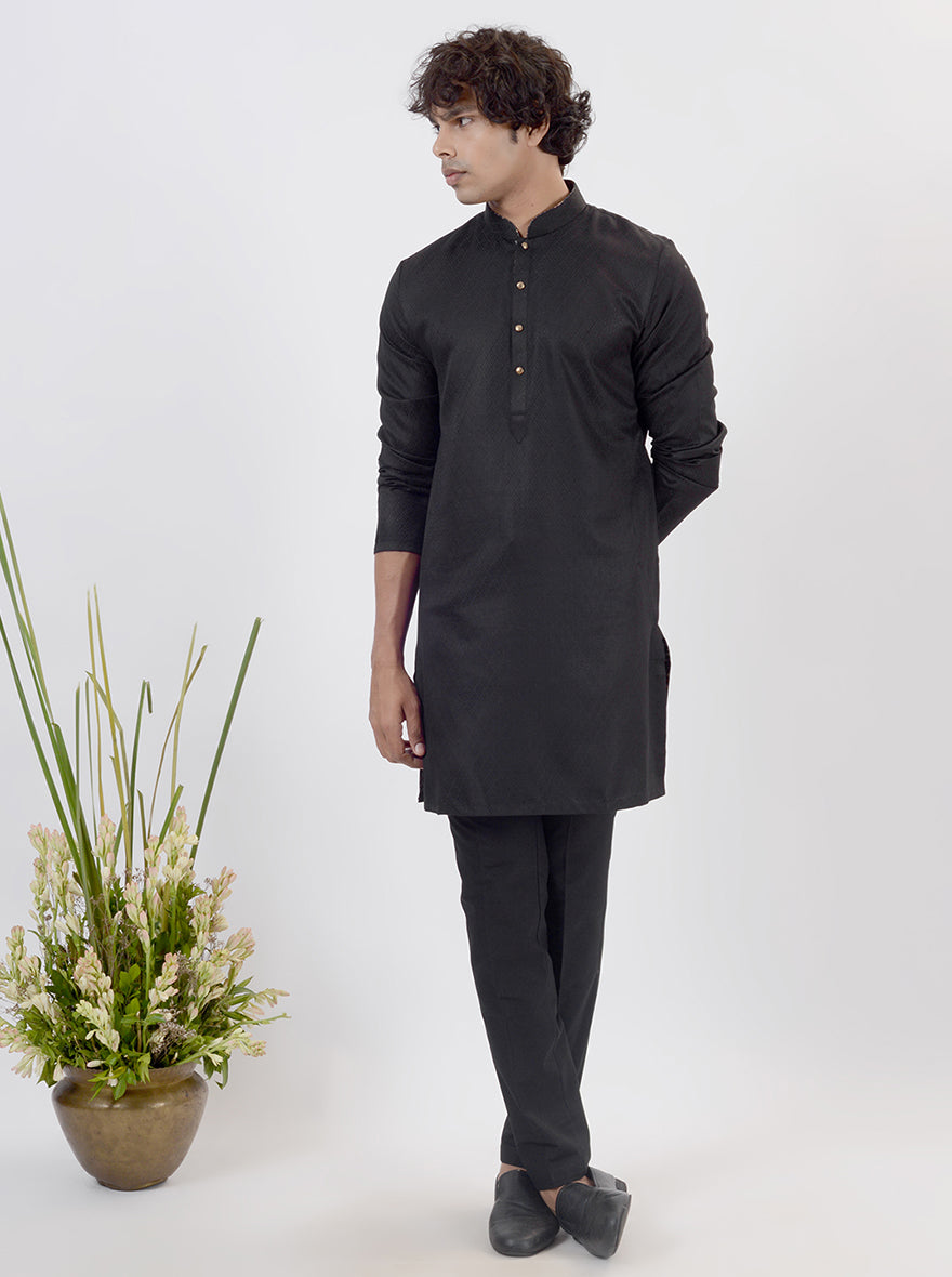 Black silk blend kurta pajama set for men, ideal for USA weddings and festivals