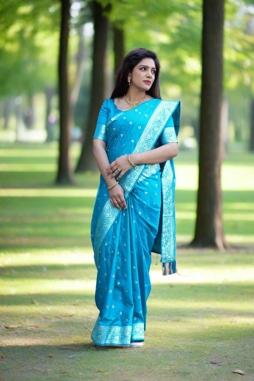 Timeless sky-blue Kanjivaram silk saree with a radiant finish and detailed weaving, perfect for traditional events.