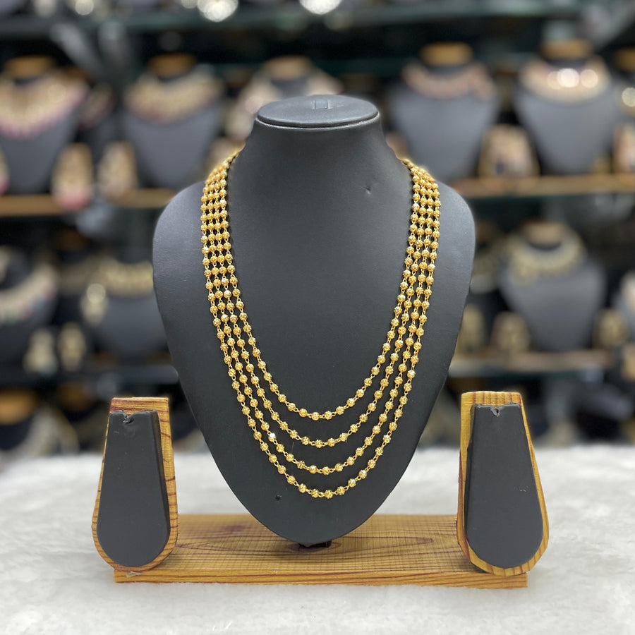 Elegant Indian Magmala necklace, ideal for special events, showcasing authentic craftsmanship.