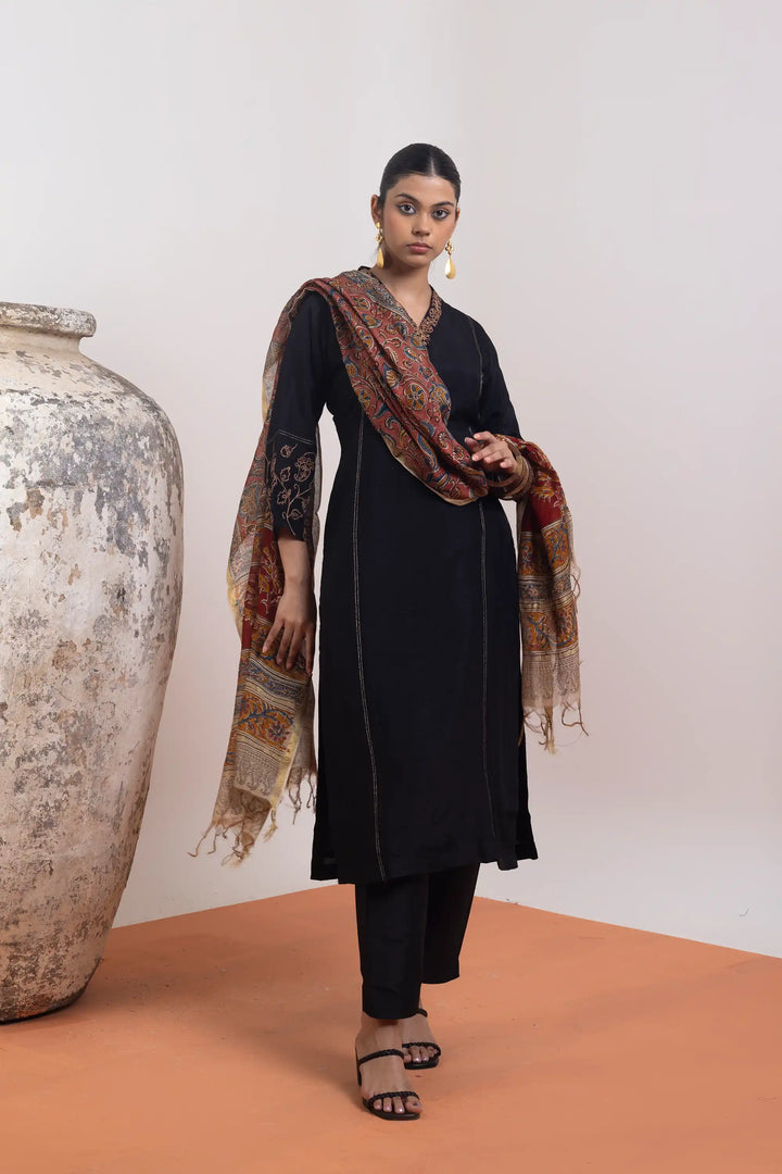 Elegant Kurtis Set | hand work printed dola-silk in black