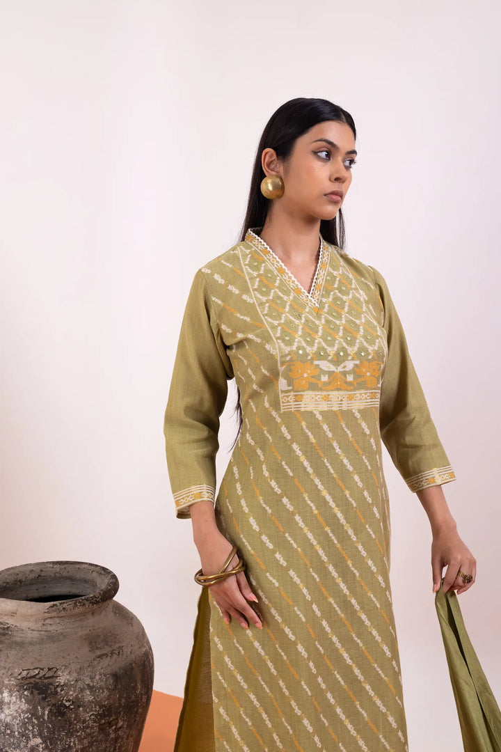 Elegant Kurtis Set | hand work linen in pista-green