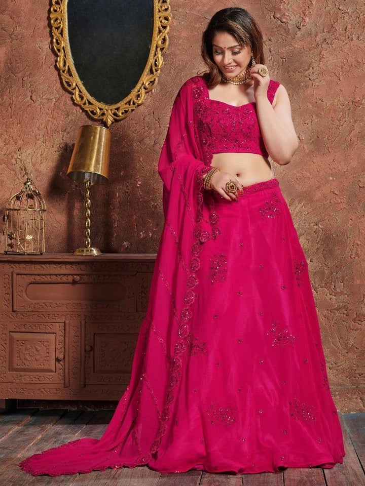 Elegant pink bridal lehenga with heavy dori and zari work