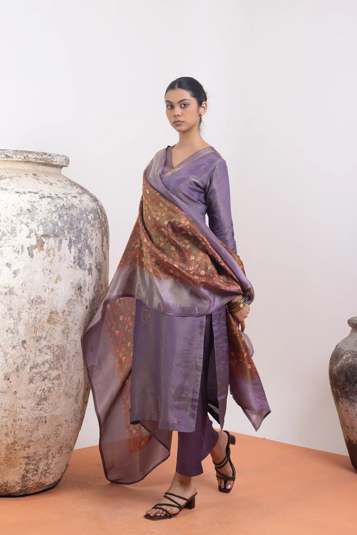 Kurtis Set in lilac | Perfect khat work digital print with tissue-silk