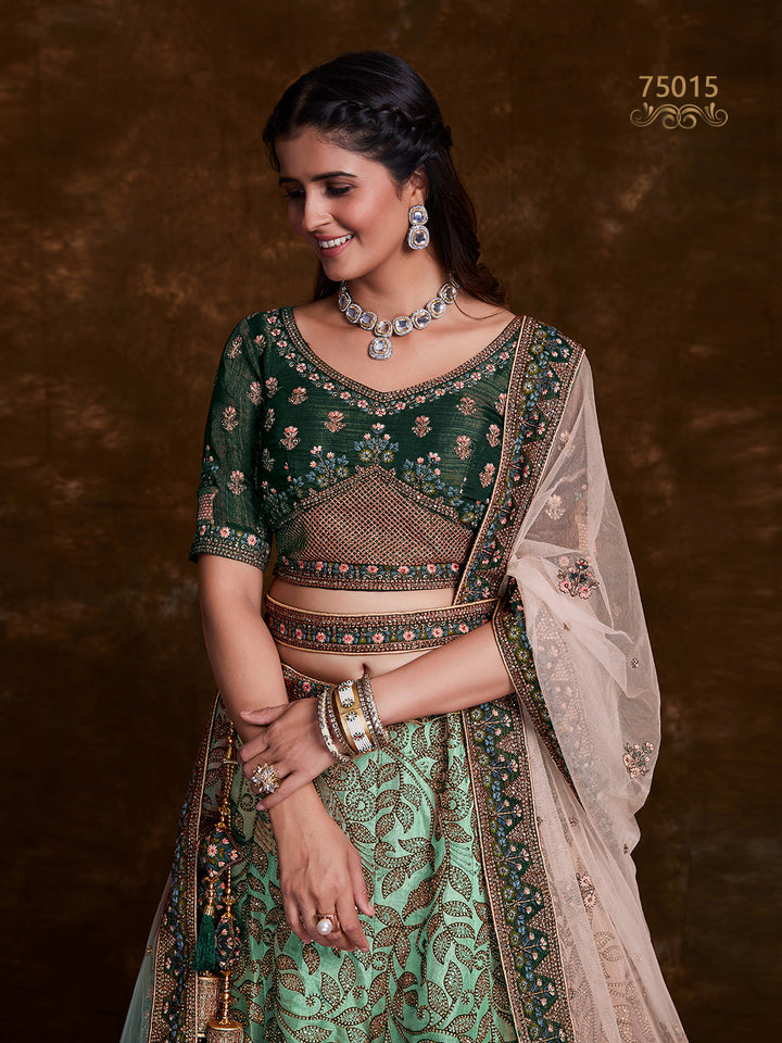 Elegant Chaniya Choli Set | Bridal Lehenga with Intricate Embroidery