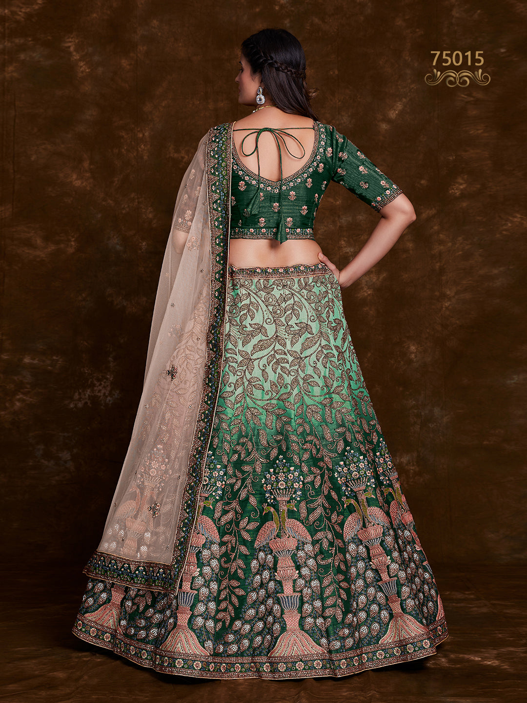 Elegant Chaniya Choli Set | Bridal Lehenga with Intricate Embroidery