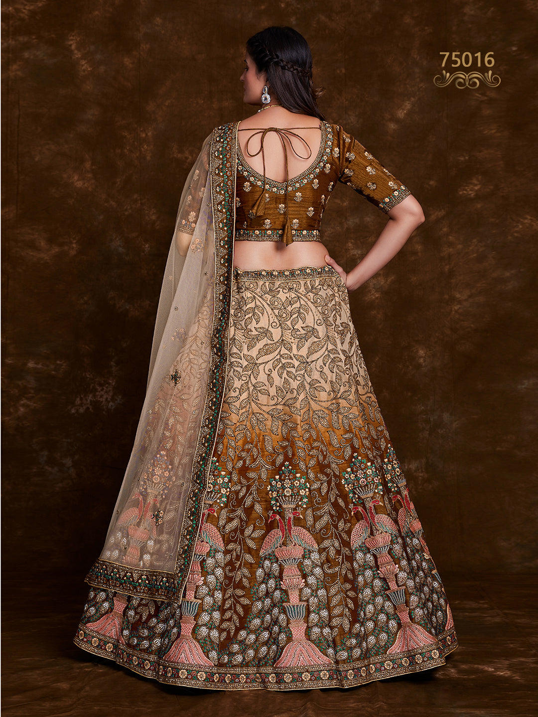 Elegant Chaniya Choli Set | Bridal Lehenga with Intricate Embroidery