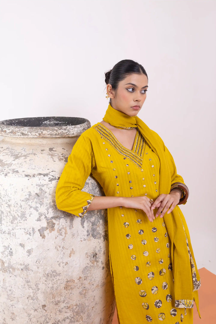 Kurtis Set yellow | A Blend of cotton and wevon antique designer for Style