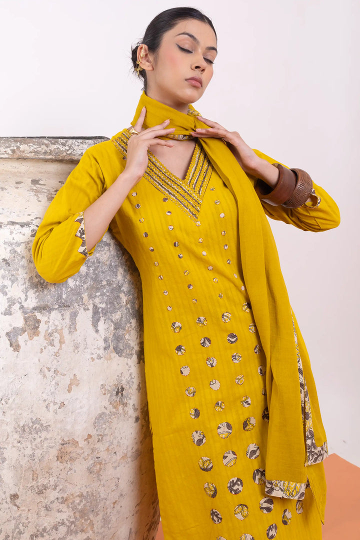 Kurtis Set yellow | A Blend of cotton and wevon antique designer for Style