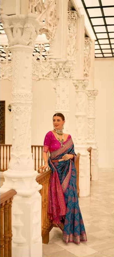 Timeless Rajpath Patola Silk Saree | Exquisite Weaving for Special Occasions