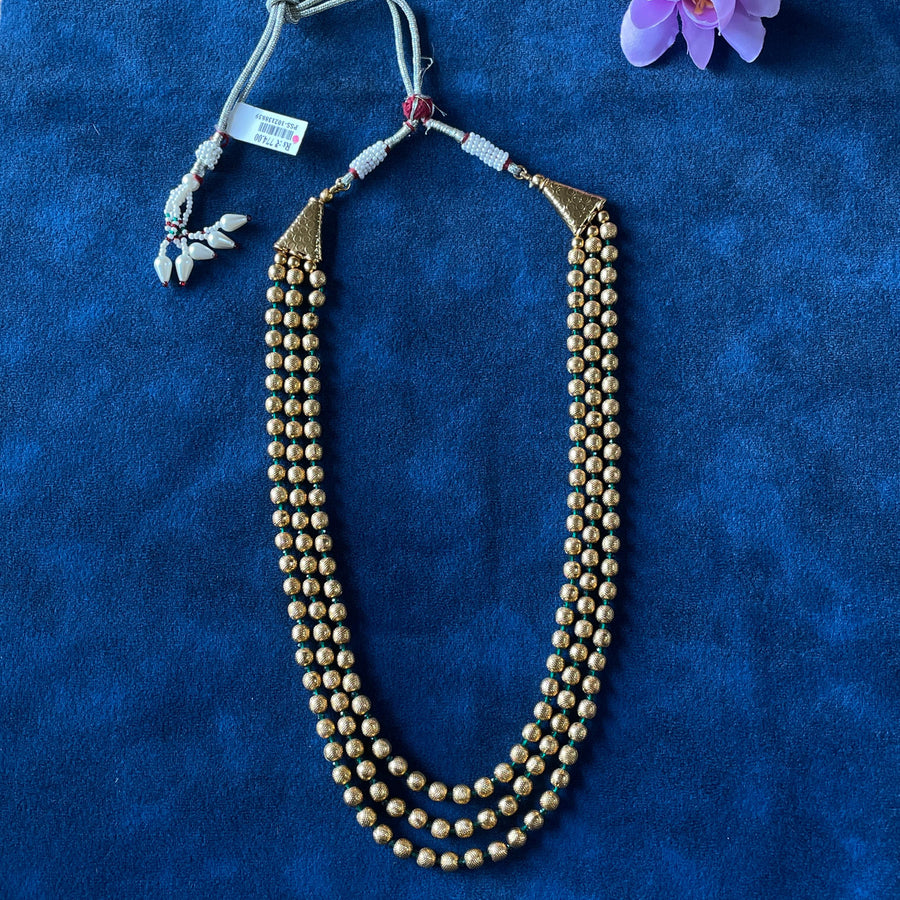 Gorgeous Magmala necklace, authentic Indian design for elegant occasions, suitable for USA fashion.