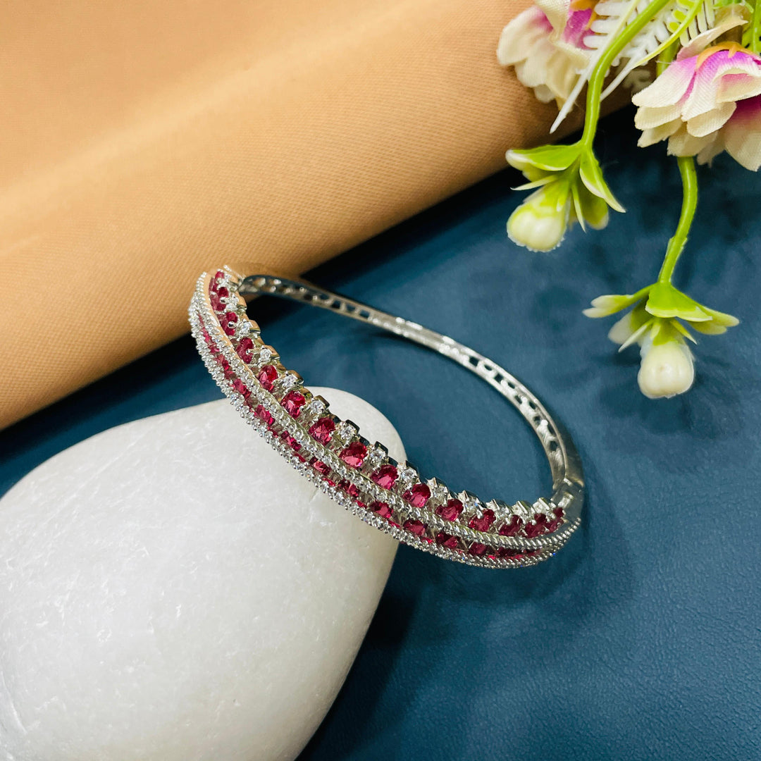 Elegant and stylish AD diamond bracelet, perfect for gifting.