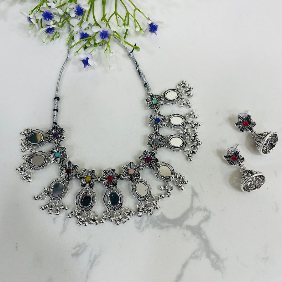 Exquisite oxidised necklace, perfect for everyday wear.