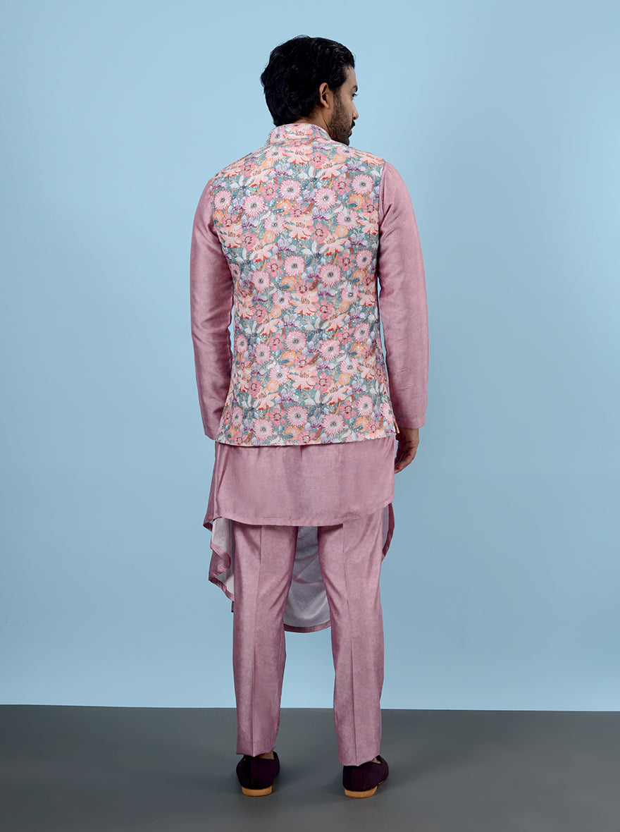 Experience luxury with the beautifully crafted Pink Kurta Set featuring a trendy Koti.