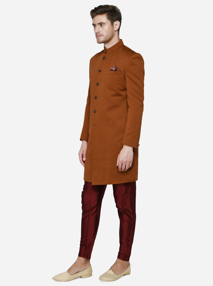 Elevate your look with our brown mid-length jacket for men, designed for both formal and laid-back events in the USA.