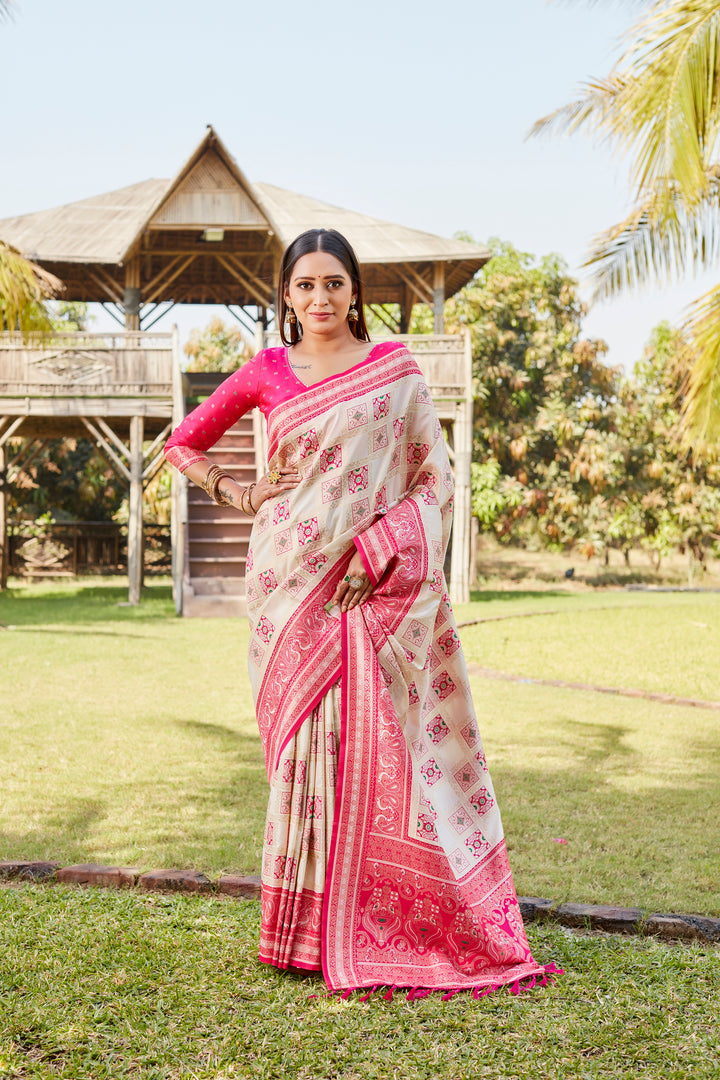 Pink Traditional Kanjivaram soft silk saree with stunning designer borders and classic design.