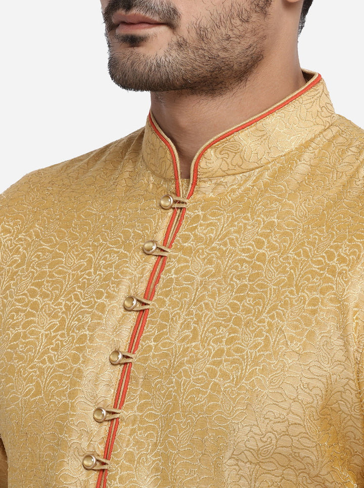 Comfortable and stylish, our golden kurta set is an essential addition to any man’s ethnic wardrobe.