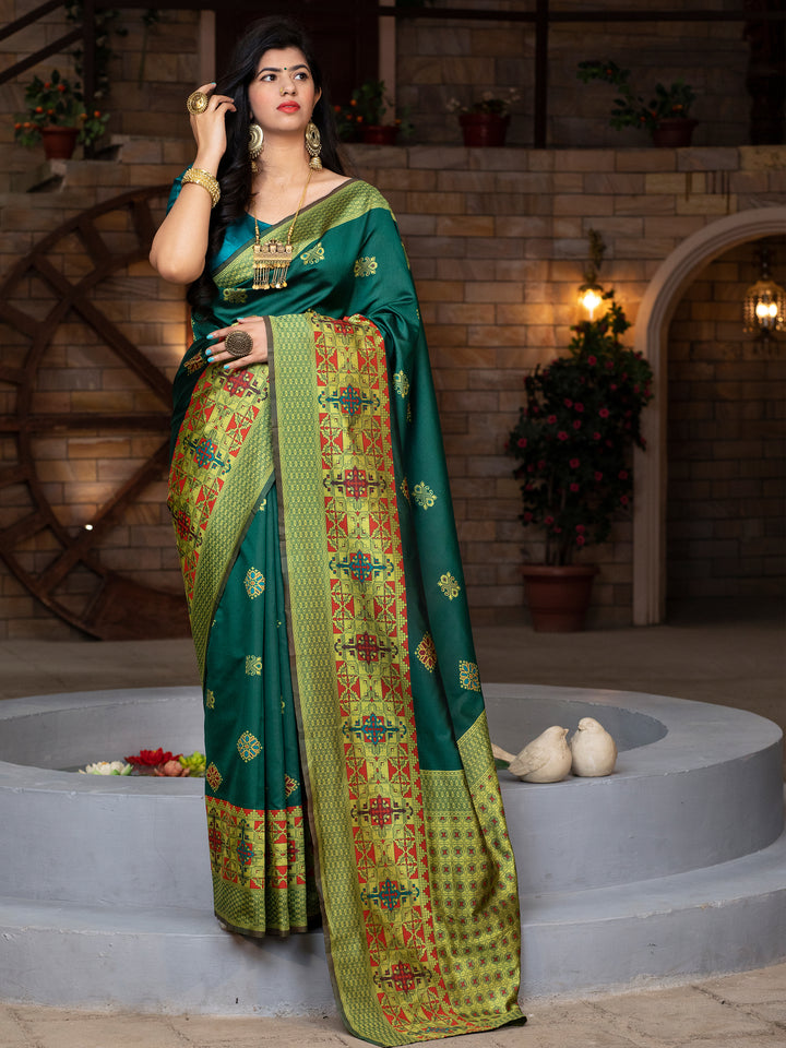 Banarasi Silk Saree | Jacquard Weaving for Special Events & Weddings