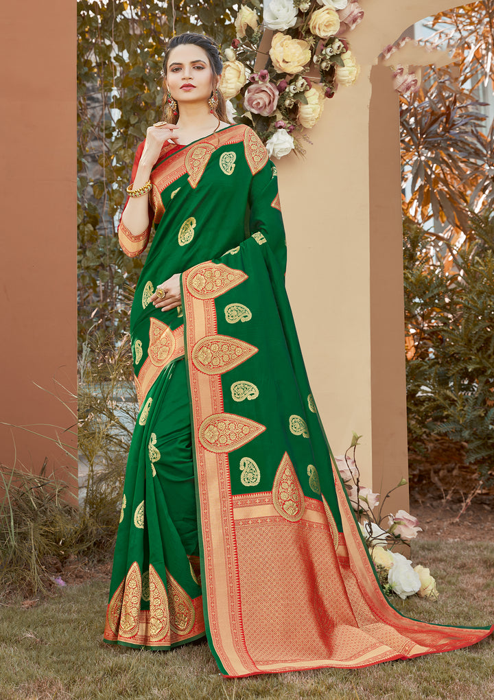 Silk Saree with Woven Pallu Border | Elegant Design for Special Events