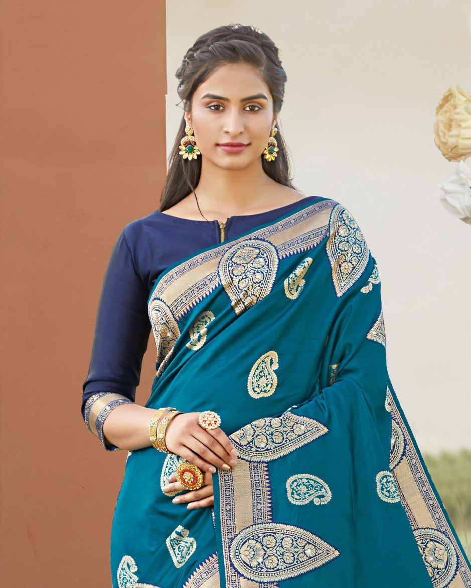 Silk Saree with Woven Pallu Border | Elegant Design for Special Events