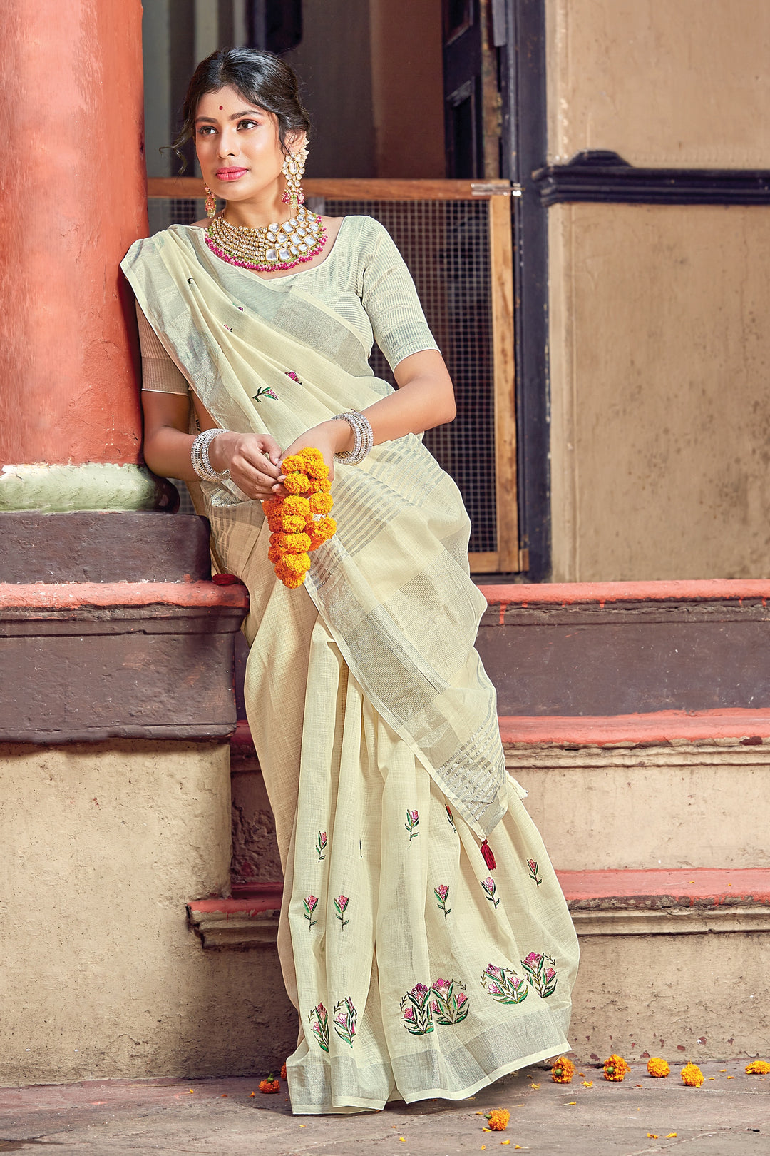 Linen Saree with Designer Wevon Print | Perfect for Weddings & Festivals