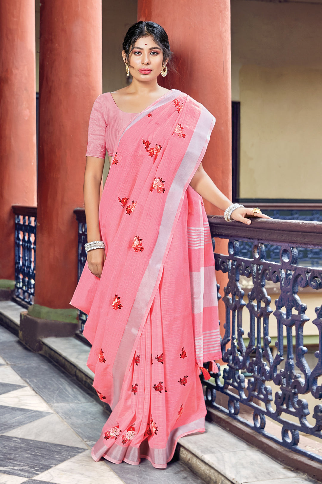 Linen Saree with Designer Weaving | Perfect for Special Events & Weddings