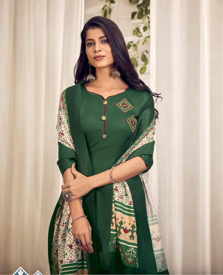 Elegant Green Salwar Suit | Jam Cotton with Embroidery & Muslin Dupatta