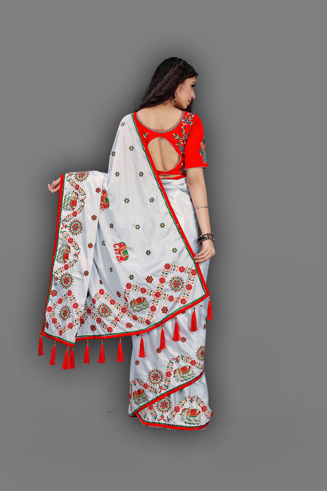 Radiant Crepe Silk Saree with | A Captivating Traditional Ensemble