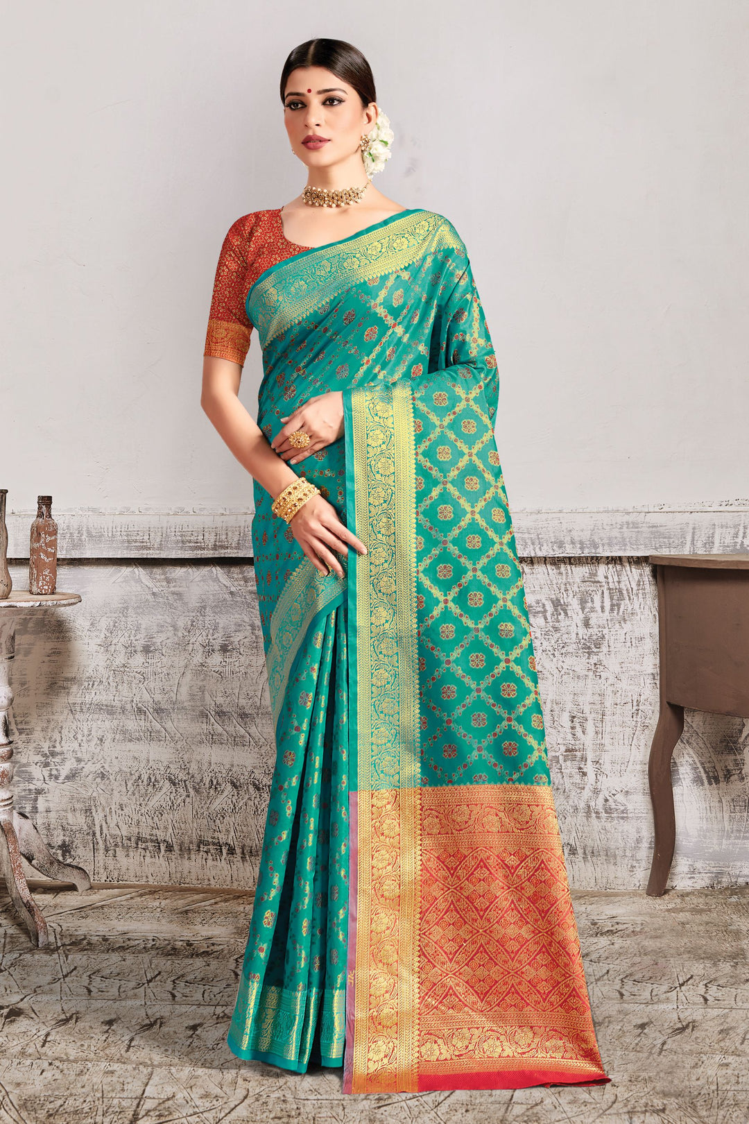 Luxurious Silk Saree with | A Graceful Addition to Your Wardrobe