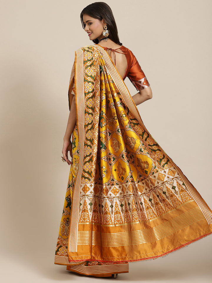 Designer Banarasi Silk Saree | Elegant Weaving Bandhej Patola for Weddings