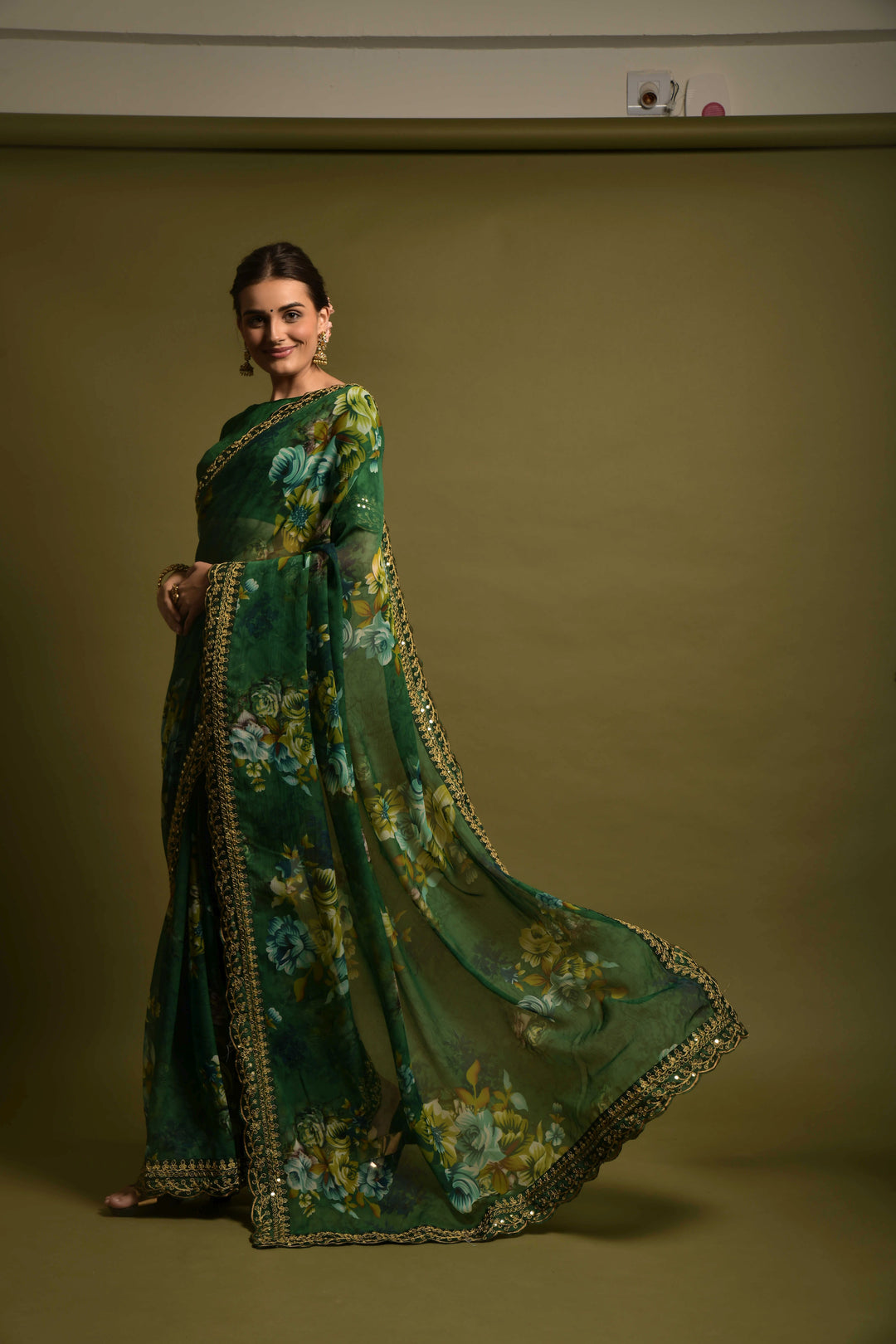 Stunning Georgette Flower-Printed Saree | Satin-Banglori Blouse