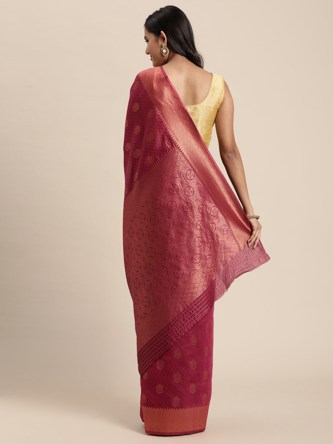 Radiant Silk Saree with | Elegance Redefined for Weddings