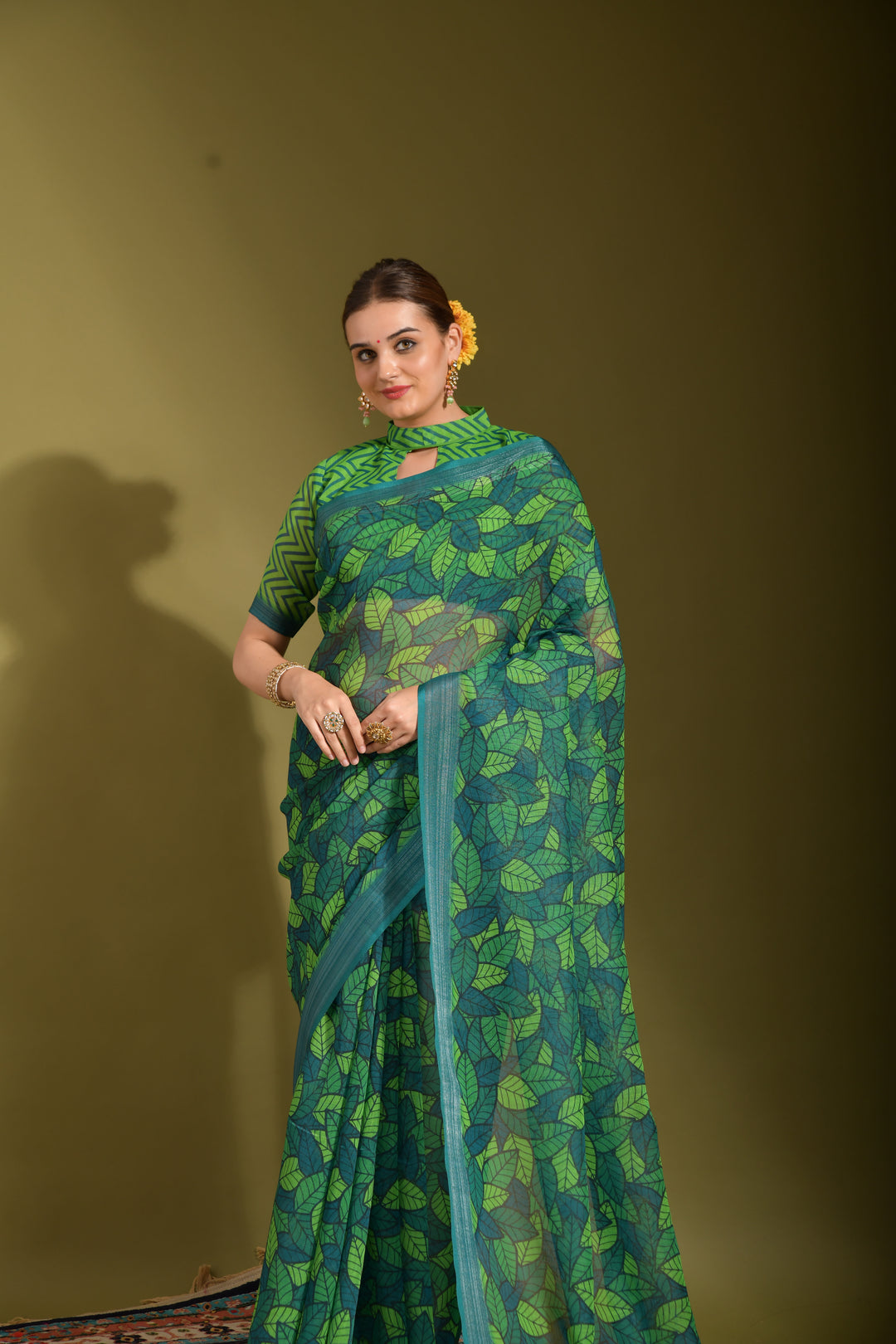 Elegant Linen Saree with Digital Print | Perfect for Weddings & Festive Events