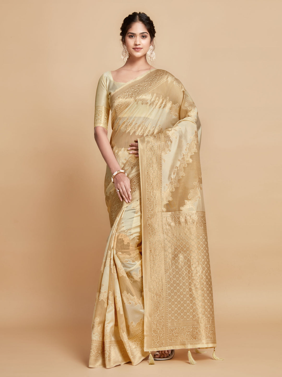 Radiant Linen Saree with | Perfect for Special Celebrations